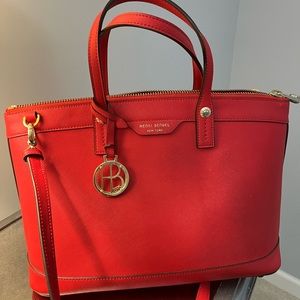 LIKE NEW Henri Bendel handbag!!